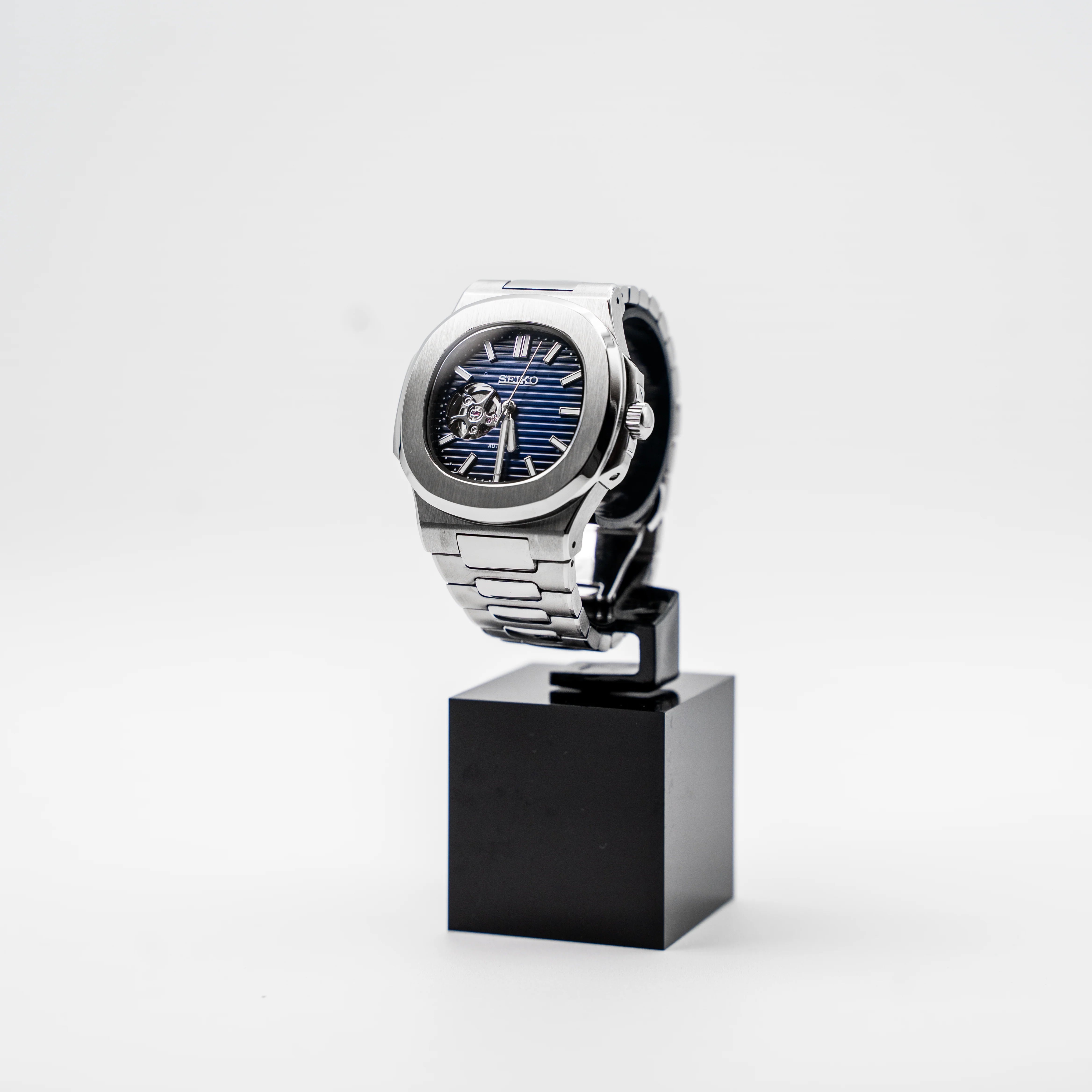 Nautiko - Silver Blue