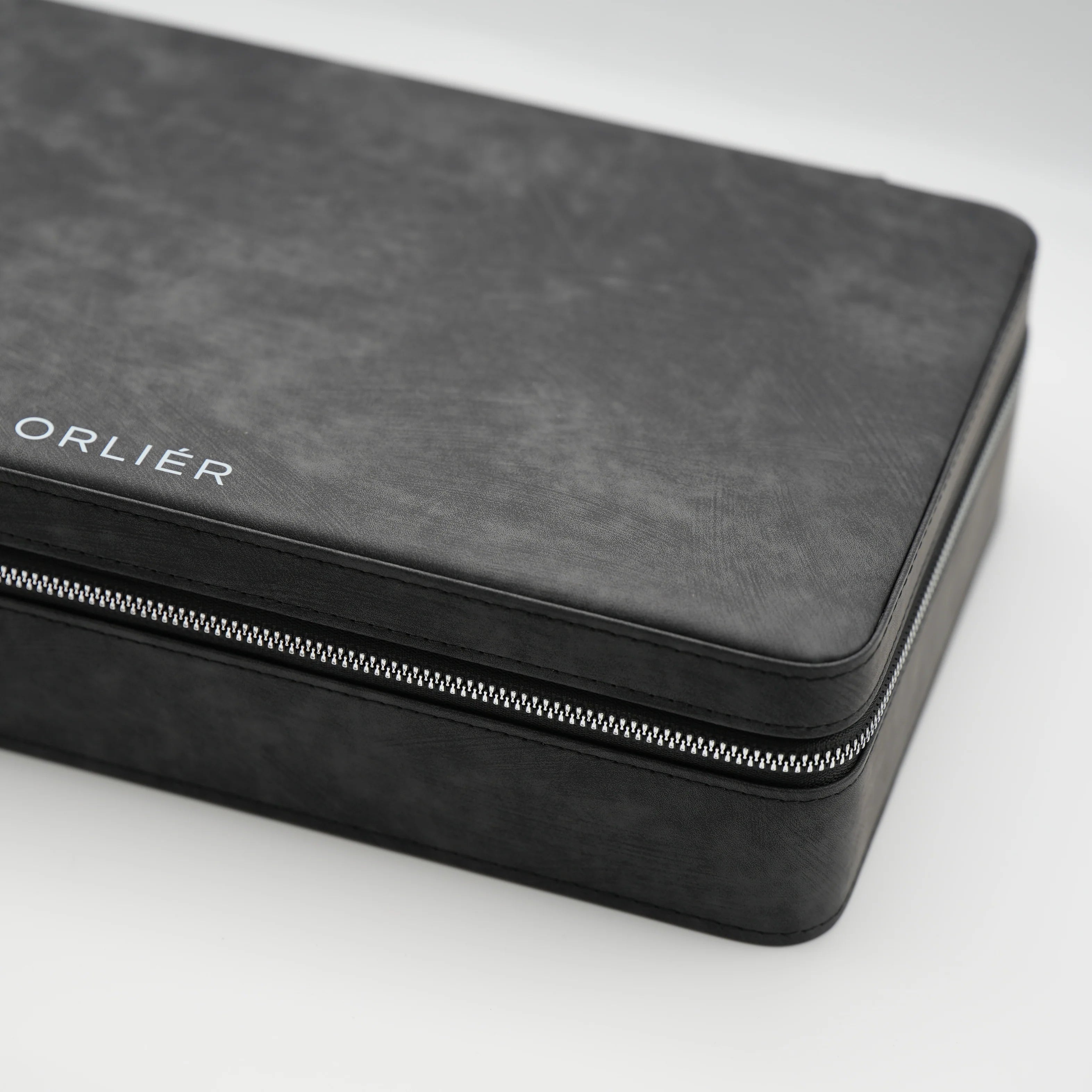 Orliér VaultCase – 12 Slots Customize