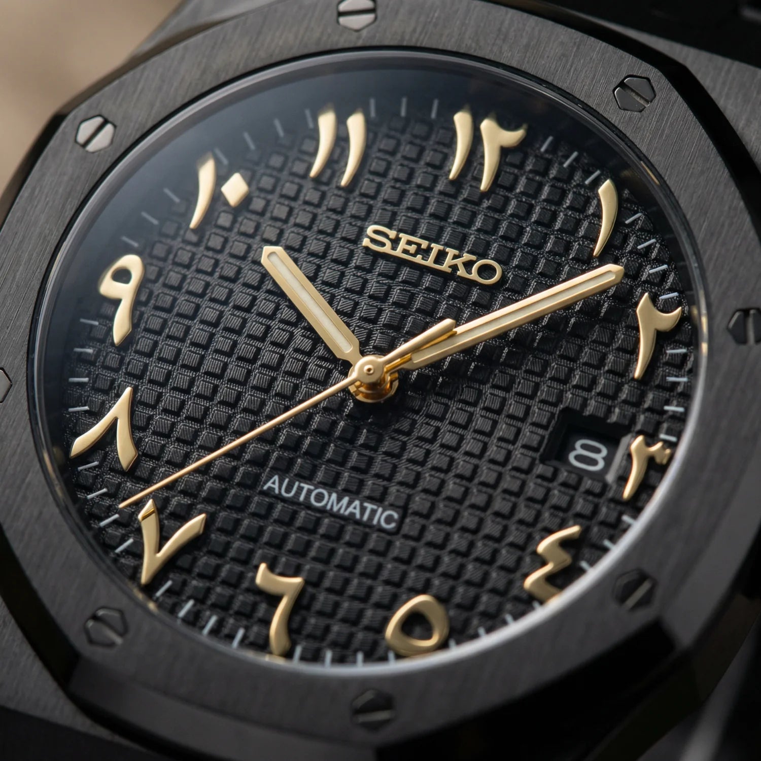 Royal Seikoak - Arabic Black Edition