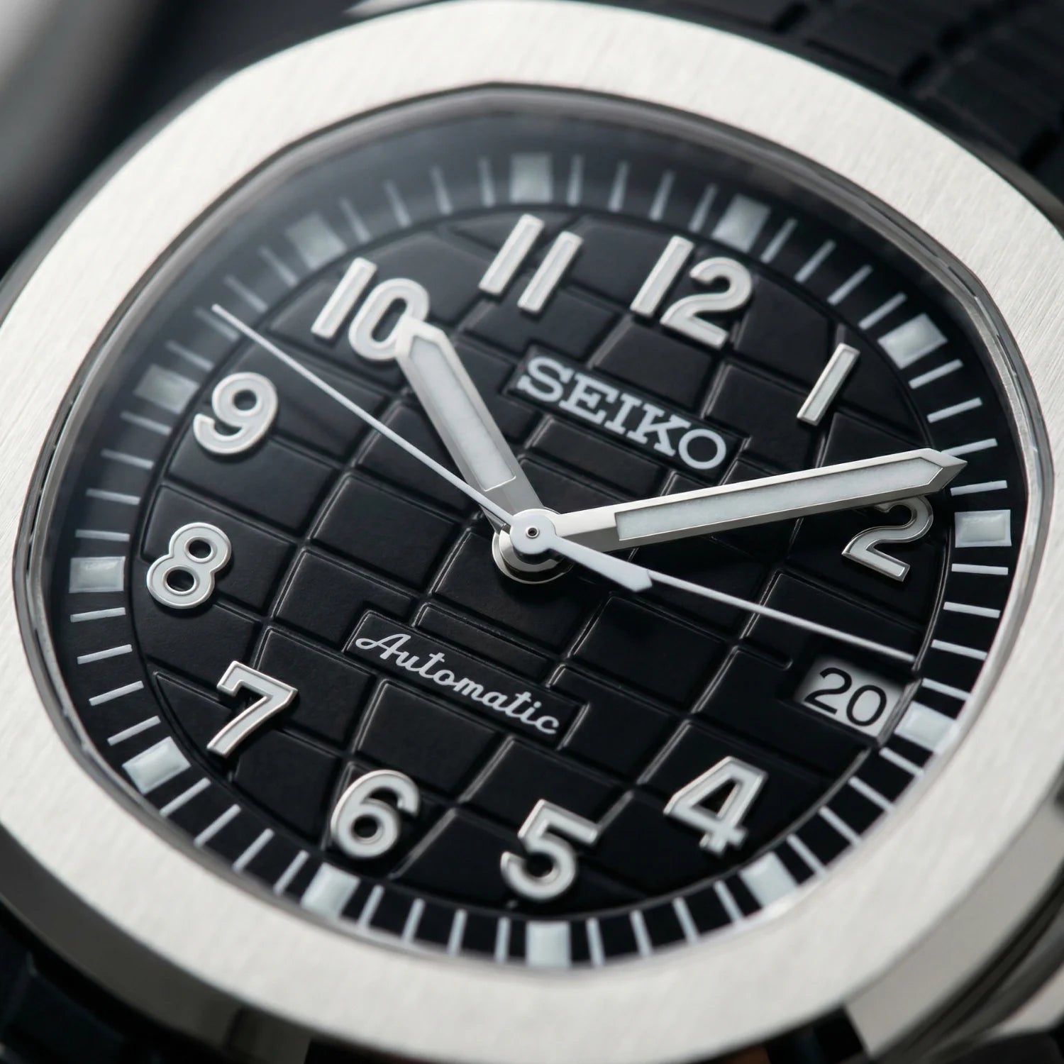Seikonaut - Black